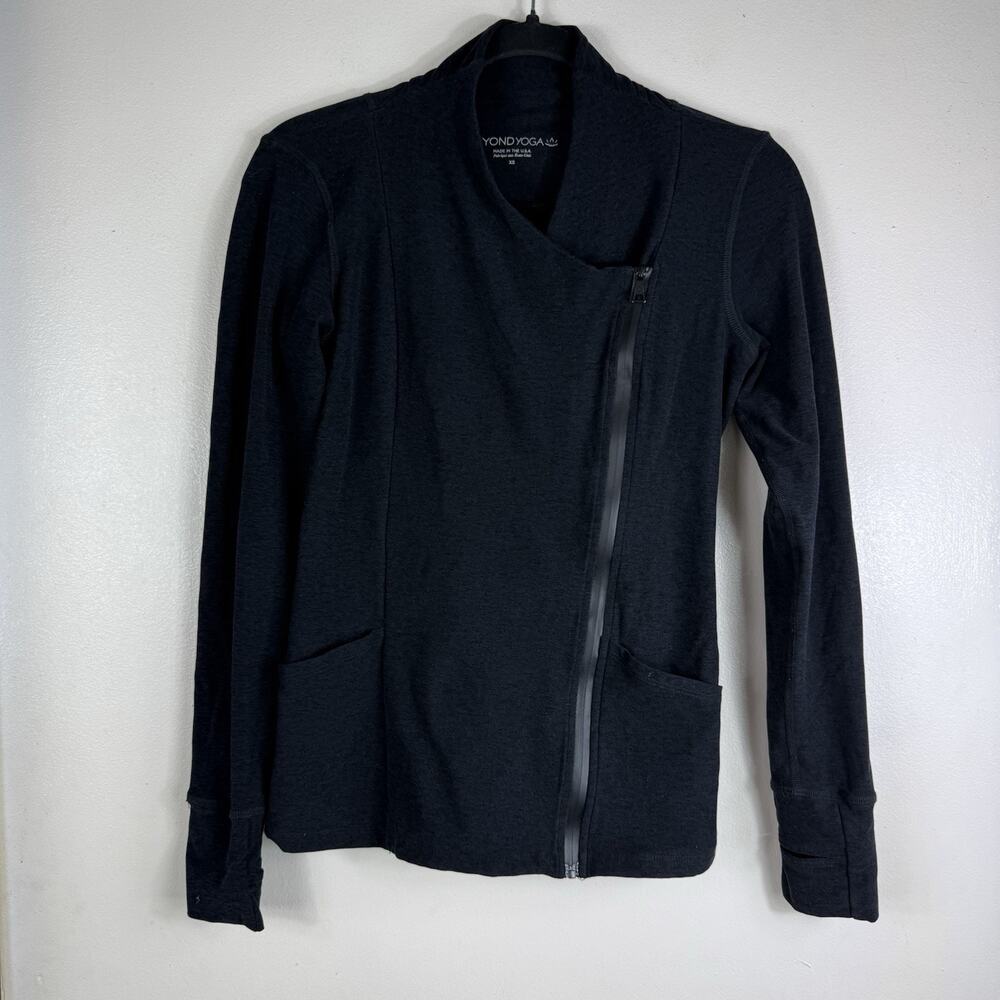 Beyond Yoga‎ Jacket Womens Size XS Black Off Set Zipper Athletic Running USA